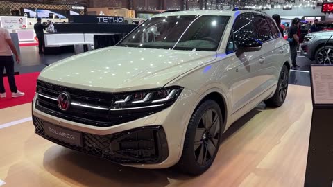 VOLKSWAGEN TOUAREG R-Line 2024