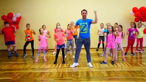 Zumba Kids (easy dance) - I like to move it