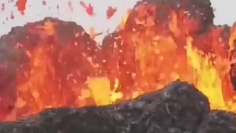 VOLCANO TOURISM IN ICELAND