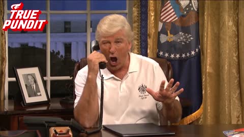 Alec Baldwin Plans To Take His Trump Impression To Broadway