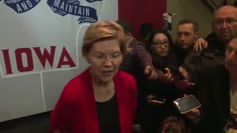 Elizabeth Warren Threatens To Cut Off Aid To Israel