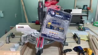 How to change craftsman miter saw blade