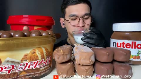 WOW!ASMR CHOCOLATE ICE CREAM Maltesers, MAGNUM, Nutella DESSERT MUKBANG 디저트 아이스크림 초콜릿 먹방 EATING