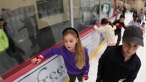 Family Ice Skating - Round 2