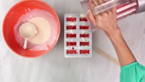 Super Easy How To Make Strawberry Cheese Cake Pops