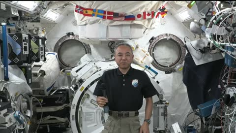 SPACE_STATION_ASTRONAUT_DISCUSSES_LIFE_IN_SPACE