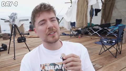 Mr Beast 7 day challenge at sea