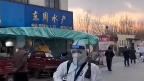 Citizens Fumigated on the streets of China 📺💨💨💨💨