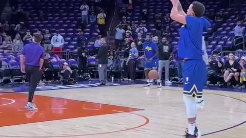 STEPH & DBOOK get loose for Warriors/Suns on TNT! 🔥