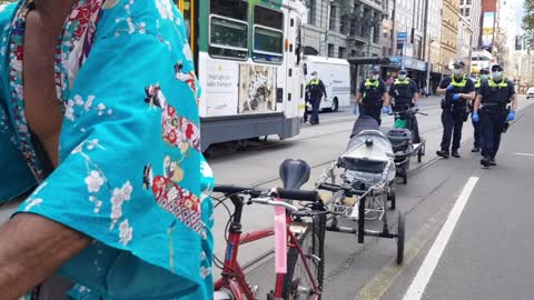 Melbourne March to Queen Street Bridge 16 04 2022