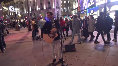 Augustin Kafka Busking in London Christmas 2017