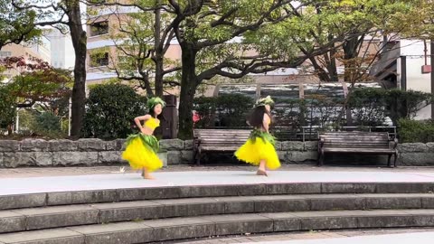 #KidsDance#Bellydance#DanceMoves#YoungDancer#DanceFun#KidsGroove#DanceInspiration#TinyDancers#Hawaii