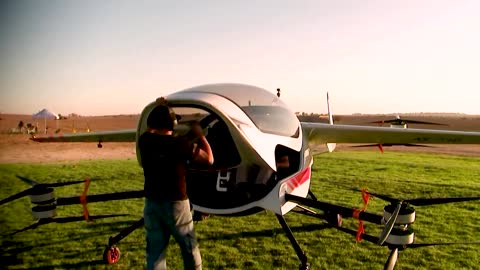 Israeli startup makes inroads with flying vehicle