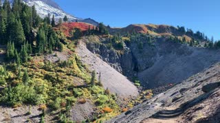 Oregon – Mount Hood – Approach to GORGEOUS Alpine Basin at End