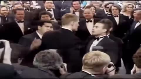 Jean-Claude Van Damme vs. Dolph Lundgren [Cannes, 1992]