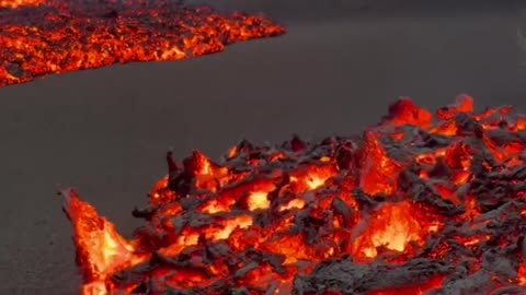 Lava flow on la Palma island 🌋