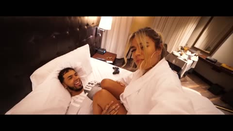 Anuel AA, KAROL G - Secreto