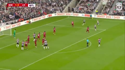 HIGHLIGHTS_ Darwin double in DRAMATIC late win! _ Newcastle 1-2 Liverpool