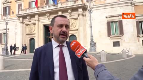 Rosato “Migranti sono arma di distrazione di massa, Europa sia seria nell'accoglienza