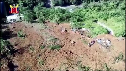 Video shows aftermath of deadly mudslide in Colombia