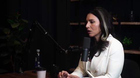 Tulsi Gabbard: War, Politics, and the Military Industrial Complex | Lex Fridman Podcast #423