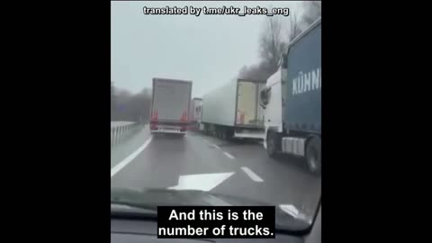 On the border between Poland and Ukraine, a huge traffic jam formed from Ukrainian trucks.