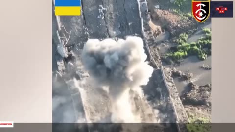 Ukrainian equipment and infantry attacked Russians who took refuge under bridge in Bakhmut