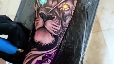 tattoo Luminous lion king