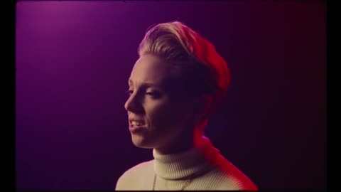 La Roux - Gullible Fool (video)