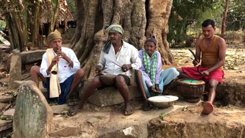 Tribal music of Odisha ଓଡିଶାର ଆଦିବାସୀ ସଂଗୀତ - ନୃତ୍ୟ, ଭାରତୀୟ ଆଦିବାସୀ ନୃତ୍ୟ