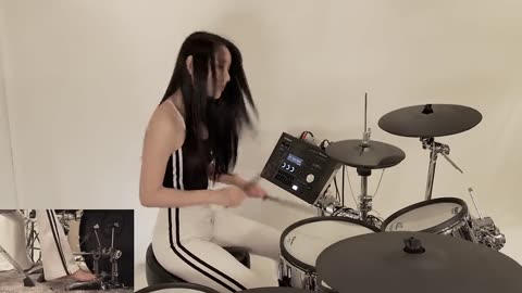 The Best Drum Solo Ever by a Korean Girl