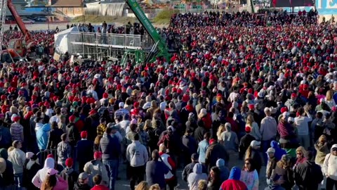 Dan Scavino: Massive Crowd in Wildwood, NJ 🦅