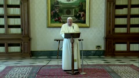 Pope urges fight against organized crime