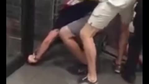 Wimpy looking guy KICKS @SS in McDonald's! 🤜🏿🔥👊🏿🔥👍🏿🔥🦶🏿🔥👍🏿🔥💪🏿