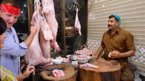 Pakistan Street Food at Night!! Vegans Won’t Survive Here!!-5