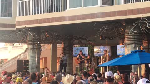 Rodney Atkins Performs "For What It's Worth" at Island Hopper Songwriter Fest