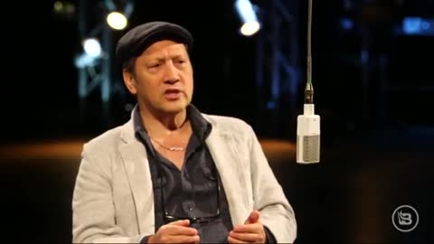 Rob Schneider and Glenn Beck Discuss His Country Over Comedy And How He Made That Decision