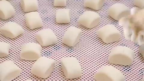 Cute cute cats homemade milk buns, want to eat a bite_