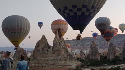 Video of Hot Air Balloons Flying