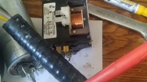 Should Condenser Fan Motor Wires Be Insulated?