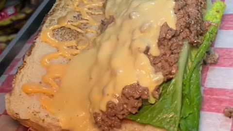 Cheesy Beef Lettuce Wraps