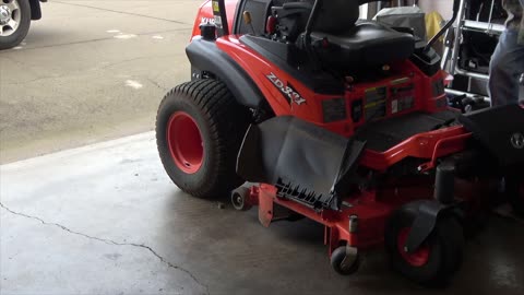 Changing Kubota Zero Turn mower blades