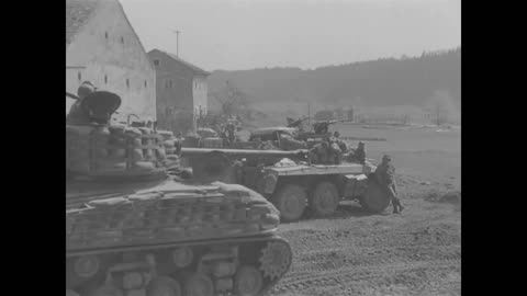 14th_armored_division_76mm_armed_sherman_tanks