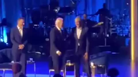 Joe Biden lost on stage Obama