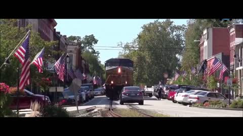 DRIVER PLAYING WITH FIRE. CAR vs TRAIN