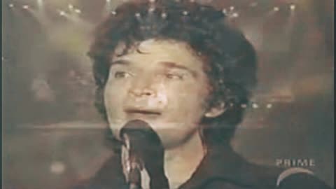 Gino Vanelli hurts to be in love