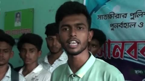 সাতক্ষীরার পুলিশ সুপারকে ফিরিয়ে দেয়ার ১ দফা দাবিতে শিক্ষার্থীদের বিক্ষোভ | The Metro TV