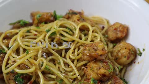 How To Make Spicy Butter Garlic Shrimp Pasta | Quick Prawn Pasta Recipe