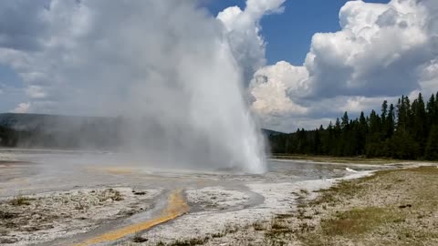 Yellowstone Daisy Geyser