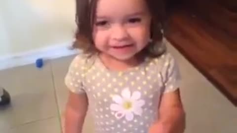 HILARIOUS LITTLE GIRL VINE! kkk